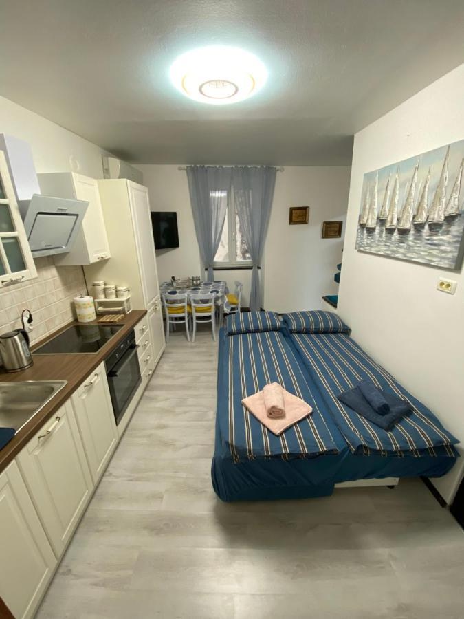 Apartma Mora Cantada *