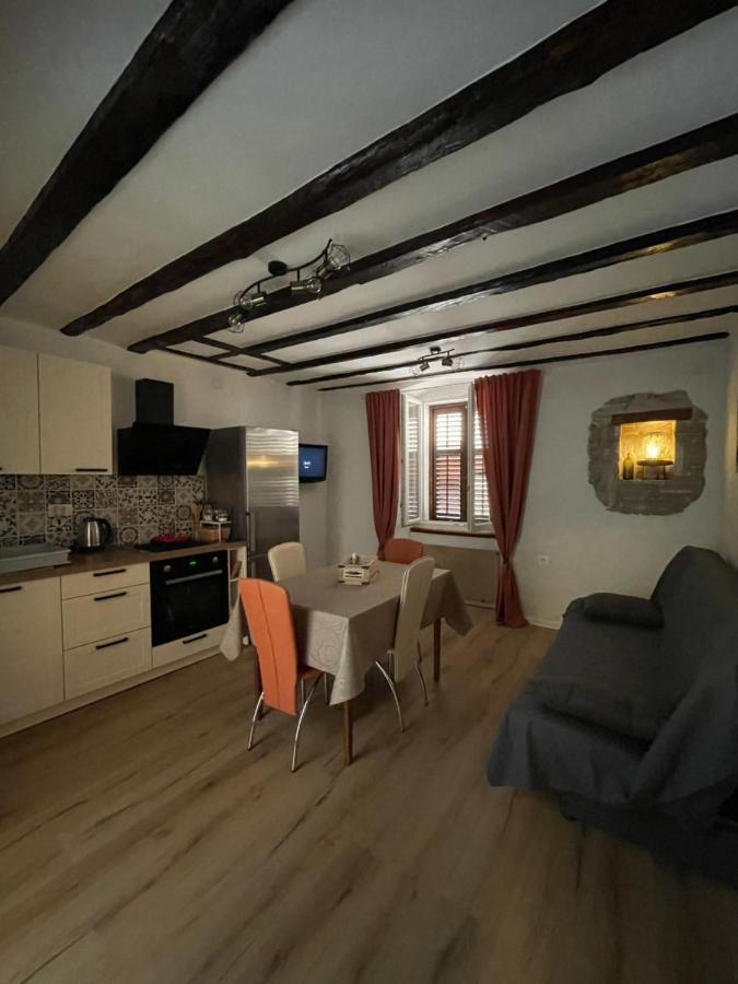 Mora Cantada Apartma Piran