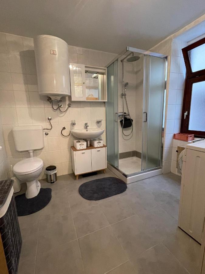 Mora Cantada Apartma
